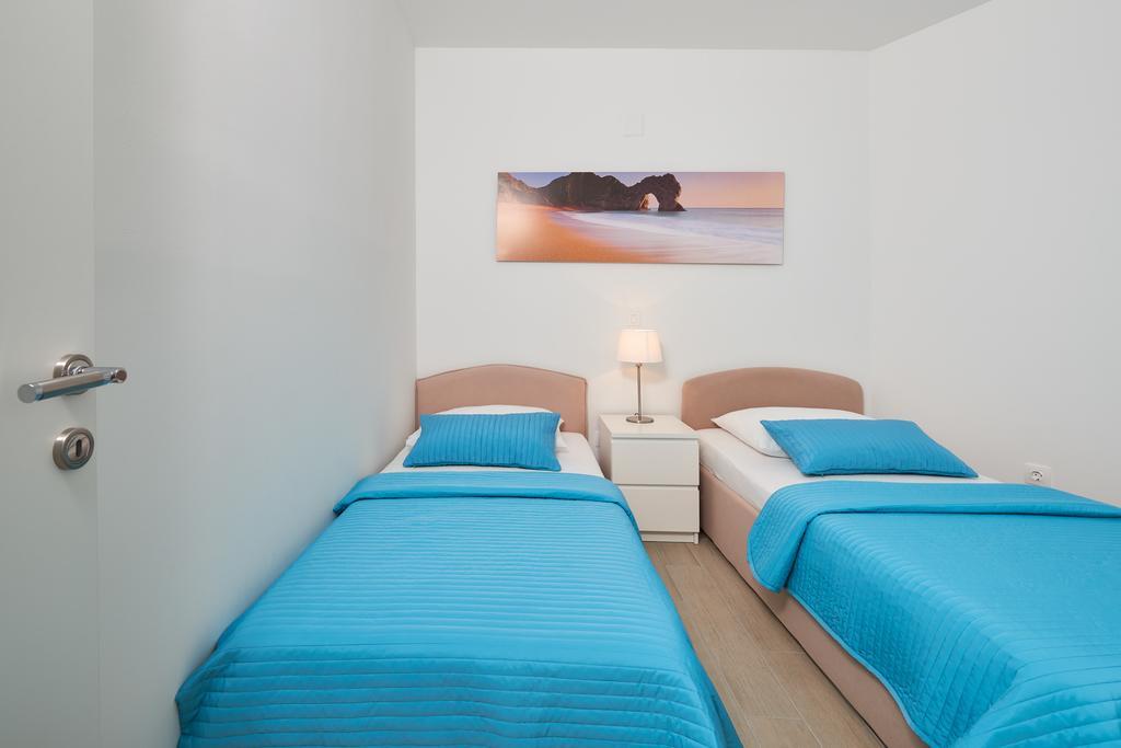 Villa Mila Trogir Exteriör bild