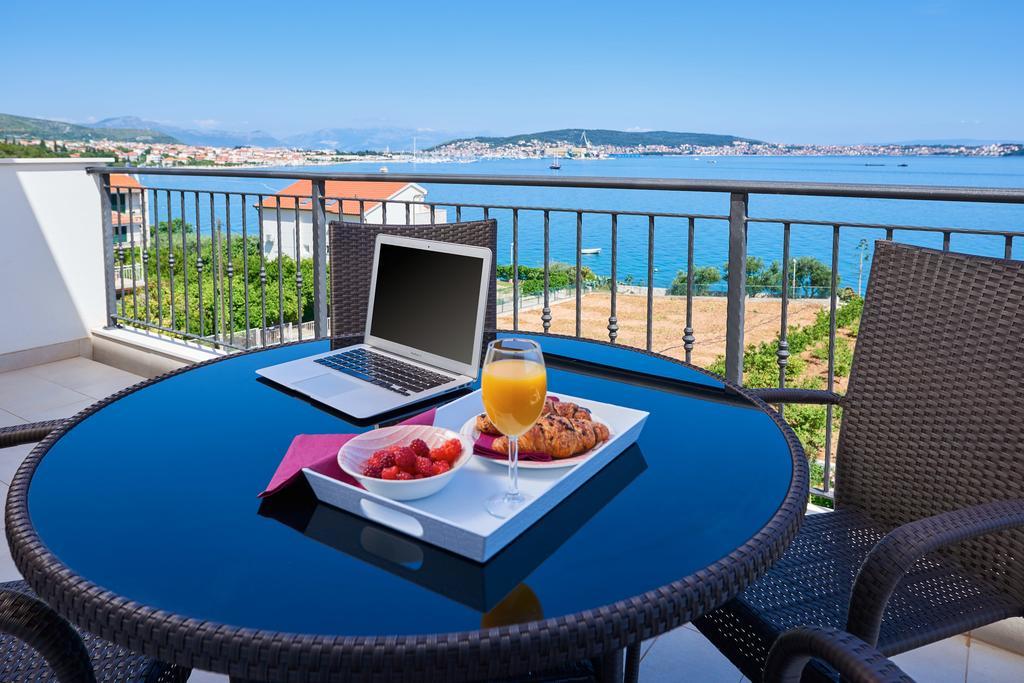 Villa Mila Trogir Exteriör bild