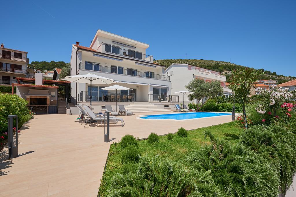 Villa Mila Trogir Exteriör bild
